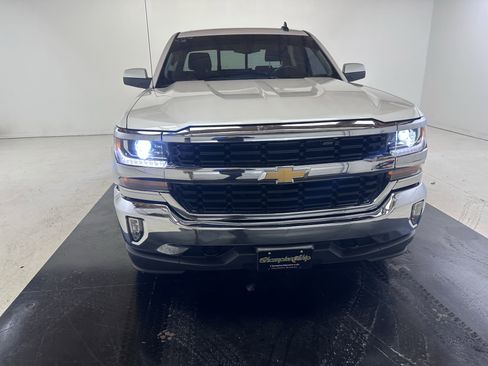 Used 2018 Chevrolet Silverado 1500 LT w/ All Star Edition image 6