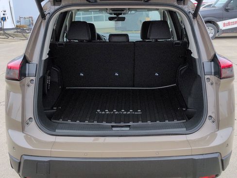 New 2026 Nissan Rogue Rock Creek image 8