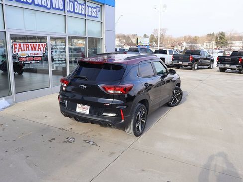 Used 2022 Chevrolet TrailBlazer RS w/ Technology Package image 38