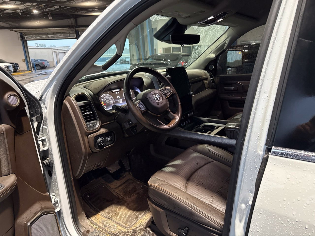 Used 2026 RAM 2500 Limited AWD/4WD image 20