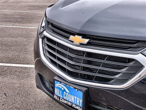 Used 2021 Chevrolet Equinox LT w/ Driver Convenience Package image 12