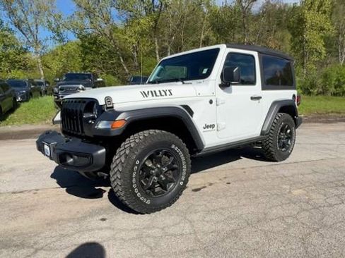 Used 2023 Jeep Wrangler Sport AWD/4WD image 4