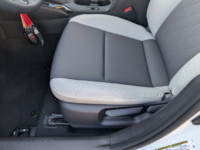 New 2027 Toyota Corolla LE FWD image 17