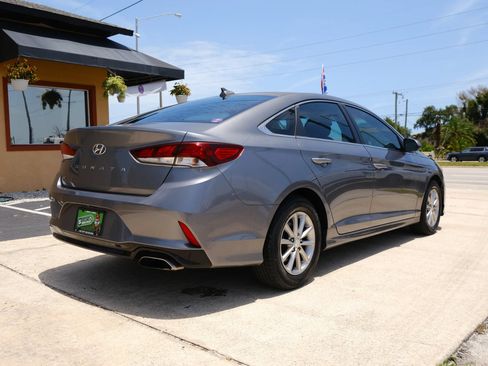 Used 2018 Hyundai Sonata SE FWD image 5
