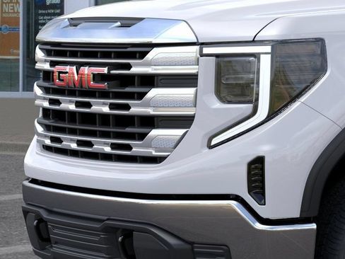New 2026 GMC Sierra 1500 SLE AWD/4WD image 18