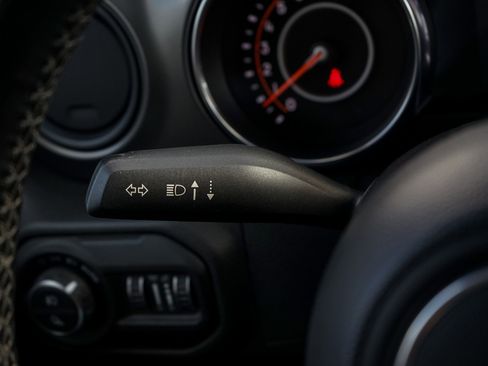 Used 2021 Jeep Gladiator Willys image 20