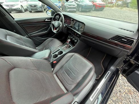 Used 2023 Volkswagen Jetta GLI Autobahn FWD image 8