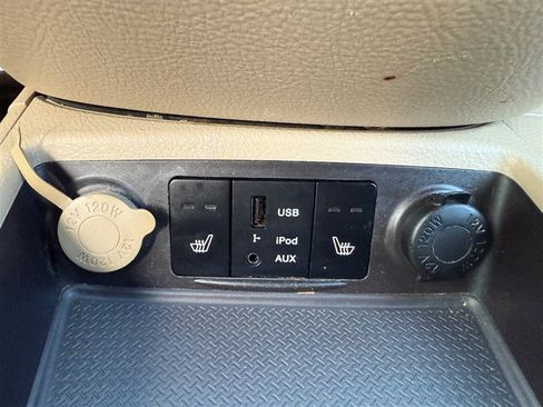 Used 2012 Hyundai Santa Fe Limited AWD/4WD image 43