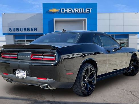 Used 2018 Dodge Challenger R/T Plus image 2