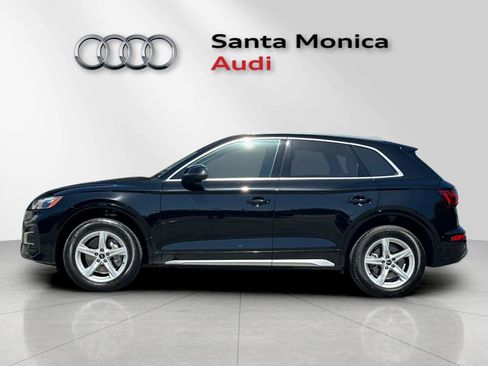 Used 2023 Audi Q5 2.0T Premium w/ Convenience Package image 5