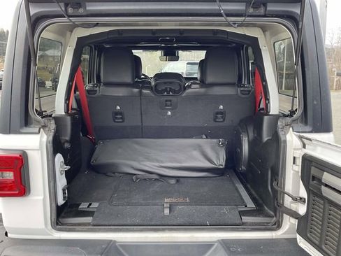 Used 2020 Jeep Wrangler Unlimited Rubicon w/ Quick Order Package 28Y Recon image 10