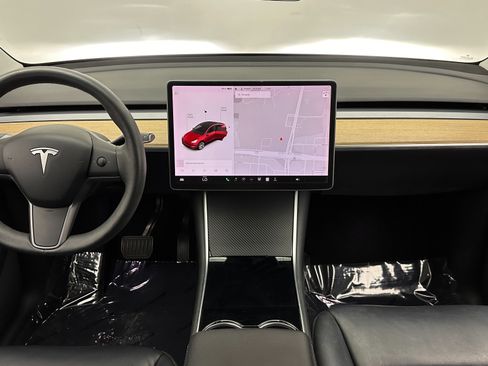 Used 2020 Tesla Model Y Long Range AWD/4WD image 16