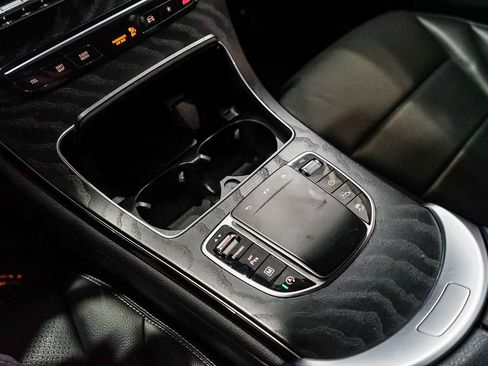 Certified 2022 Mercedes-Benz GLC 300 image 21