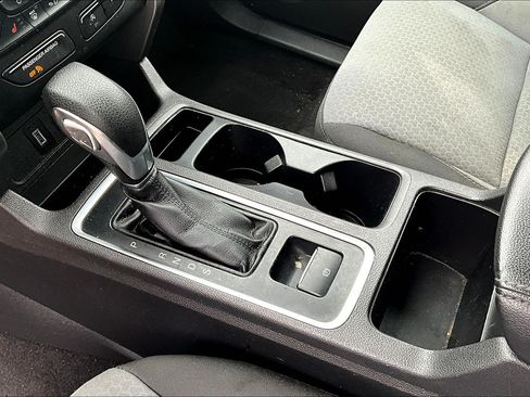 Used 2018 Ford Escape SE w/ SE Sync 3 Package FWD image 15