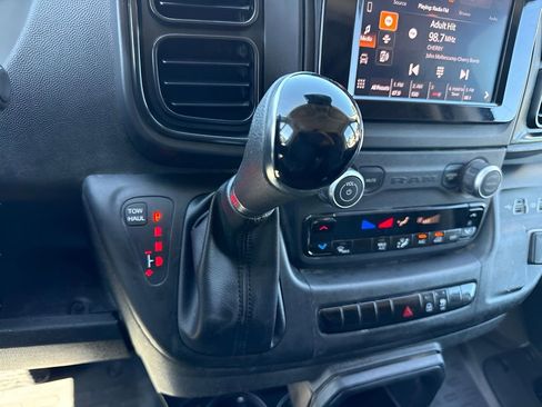 Used 2022 RAM ProMaster 2500 FWD image 12