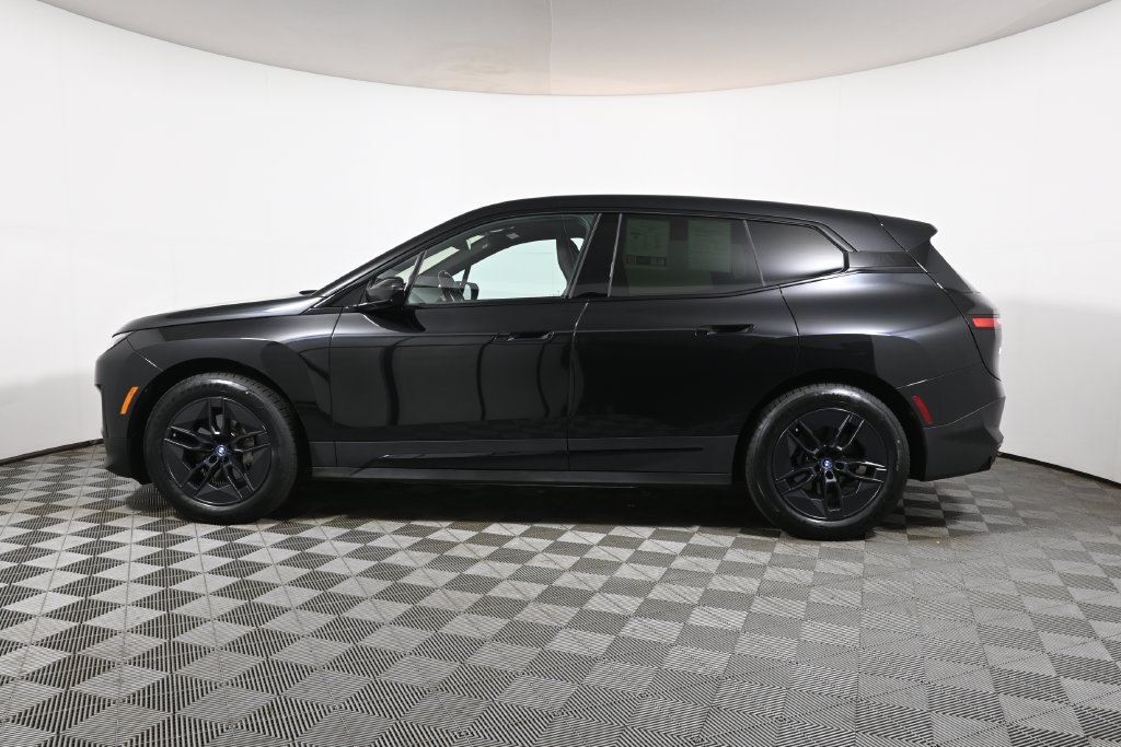 Certified 2024 BMW iX xDrive50 w/ Convenience Package AWD/4WD image 2