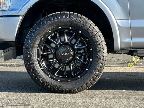 Used 2020 Ford F150 Platinum image 27