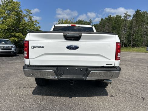 Used 2015 Ford F150 XLT w/ Equipment Group 302A Luxury AWD/4WD image 4