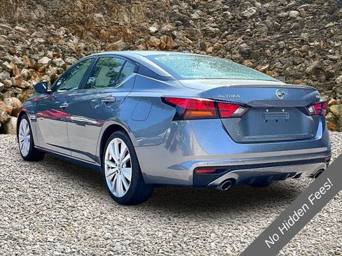 Used 2020 Nissan Altima 2.5 SR FWD image 11