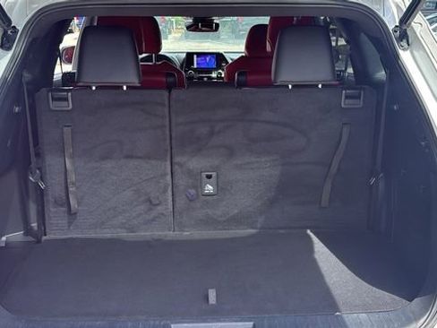 Used 2023 Toyota Highlander XSE image 9