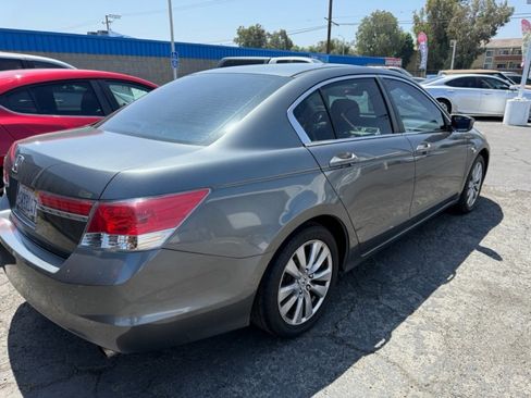 Used 2012 Honda Accord EX image 5