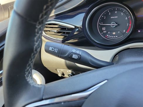 Certified 2023 Buick Encore GX Select image 31