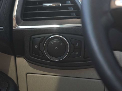 Used 2023 Ford Edge Titanium AWD/4WD image 22