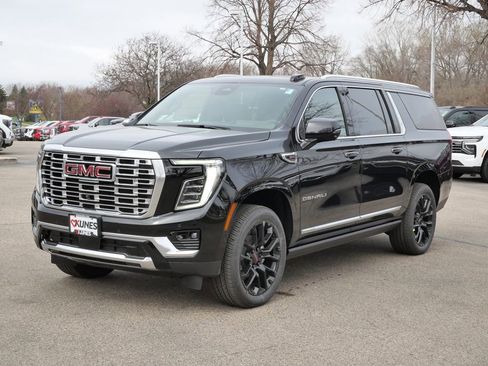 New 2026 GMC Yukon XL Denali w/ Sun & Power Step Package AWD/4WD image 5