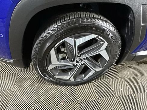 Certified 2024 Hyundai Tucson Limited AWD/4WD image 9