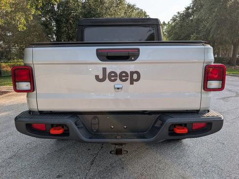 Used 2022 Jeep Gladiator Mojave AWD/4WD image 7