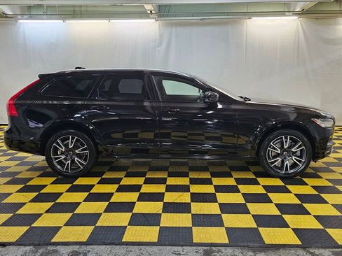 Used 2017 Volvo V90 T6 Cross Country AWD/4WD image 2