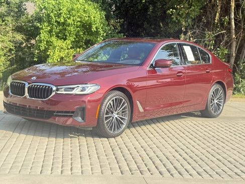 Used 2023 BMW 540i w/ Premium Package RWD image 2