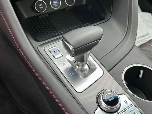 Used 2024 Genesis G70 3.3T Advanced w/ Sport Prestige Package image 33