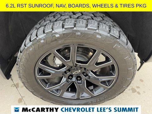 Used 2025 Chevrolet Silverado 1500 RST w/ Dark Appearance Package AWD/4WD image 17