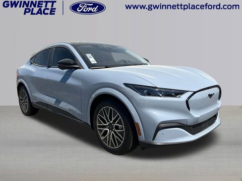 New 2026 Ford Mustang Mach-E Premium image 32