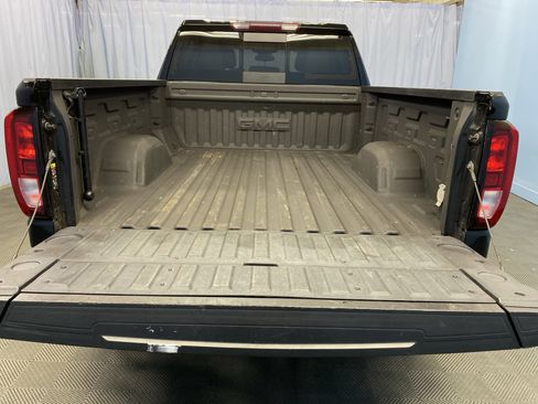 Used 2022 GMC Sierra 1500 Elevation image 33