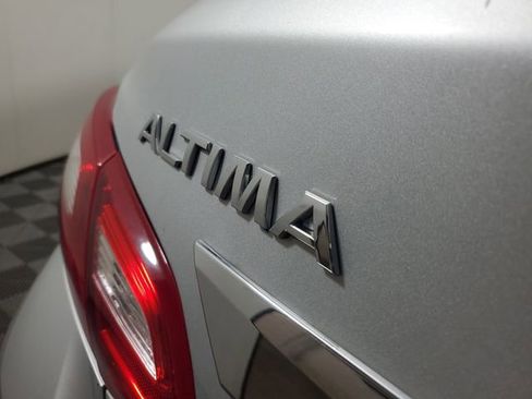 Used 2017 Nissan Altima 2.5 SV image 8