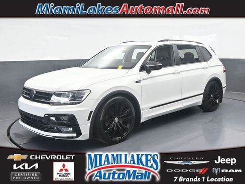 Used 2020 Volkswagen Tiguan SE R-Line image 1