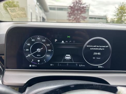 Certified 2025 Kia Seltos X-Line AWD/4WD image 35