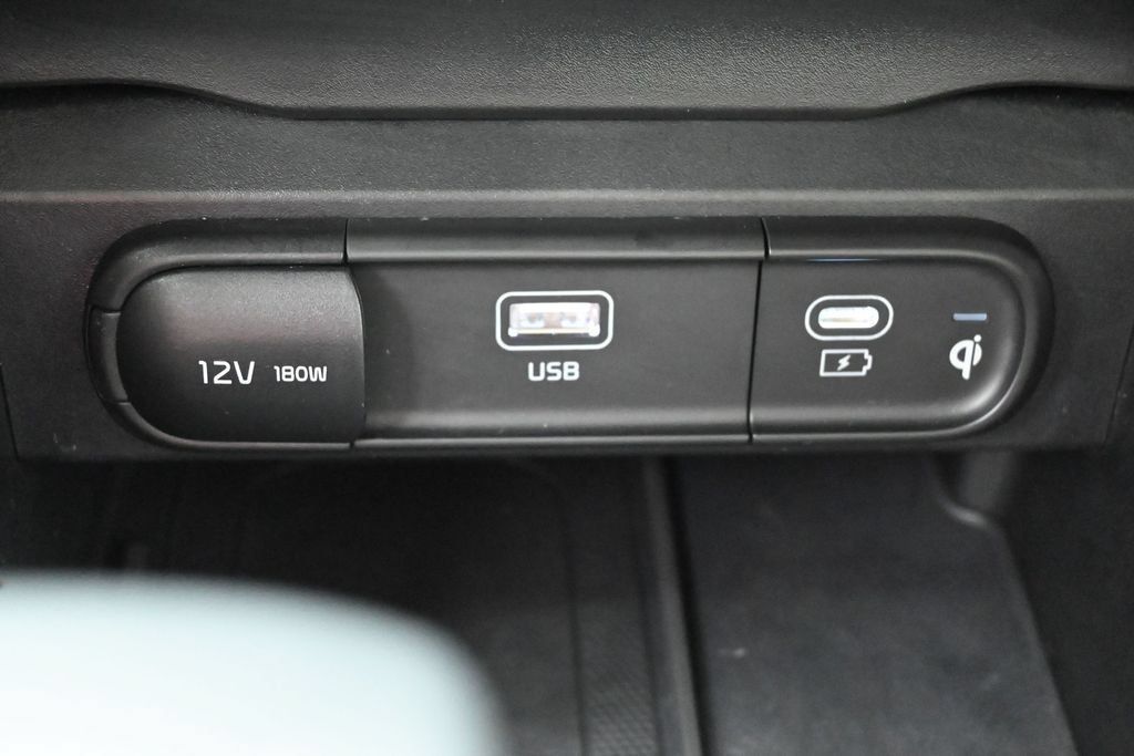 Used 2025 Kia Telluride SX w/ SX Captain's Chair Package AWD/4WD image 27
