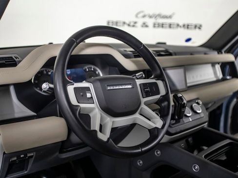 Used 2022 Land Rover Defender 110 SE image 25