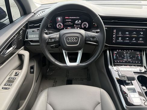 Used 2023 Audi Q7 3.0T Prestige AWD/4WD image 15