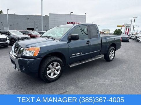 Used 2014 Nissan Titan SV w/ SV Value Truck Package AWD/4WD image 8