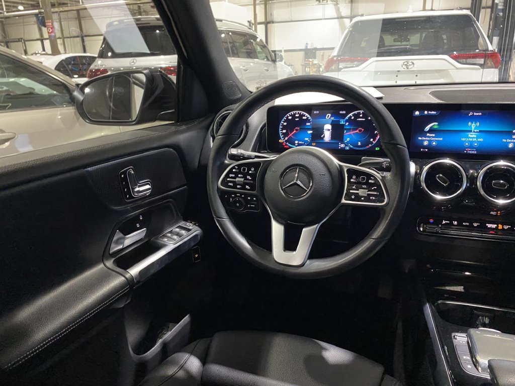 Certified 2021 Mercedes-Benz GLB 250 4MATIC image 3