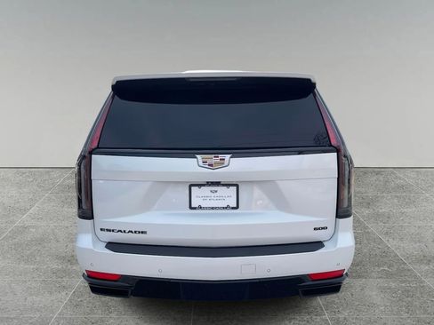 Used 2022 Cadillac Escalade ESV Sport Platinum w/ Heavy-Duty Trailer Package image 4