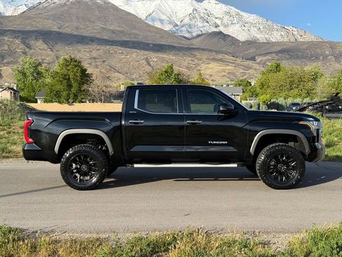Used 2023 Toyota Tundra Limited AWD/4WD image 8