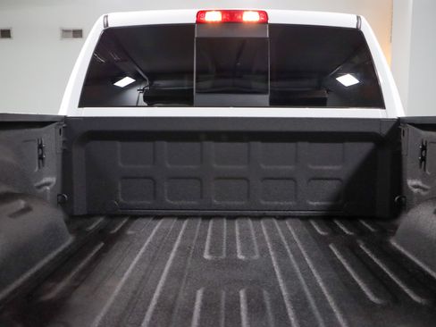 Used 2024 RAM 2500 Laramie AWD/4WD image 30