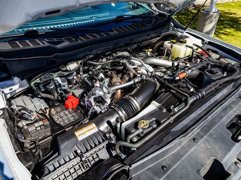 Used 2024 Ford F350 Lariat w/ Lariat Ultimate Package image 41