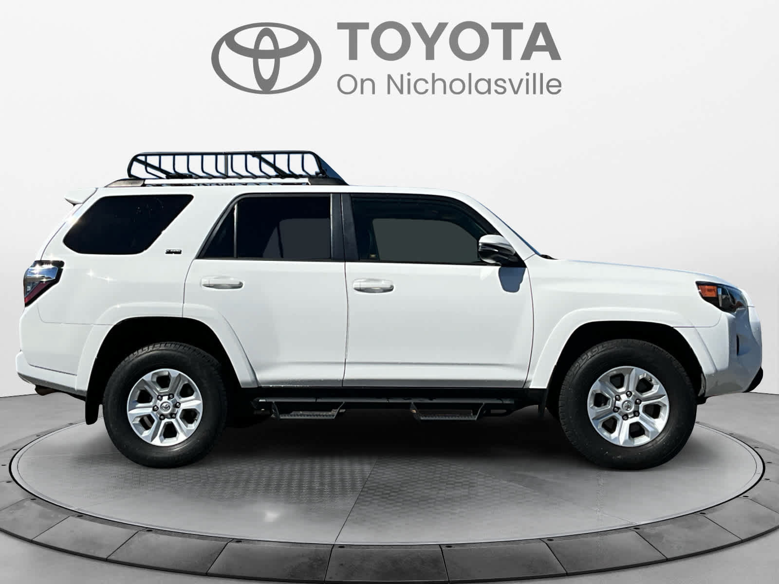 Used 2019 Toyota 4Runner SR5 Premium AWD/4WD image 6