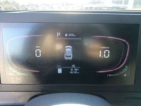 Used 2024 Kia Sportage LX image 20